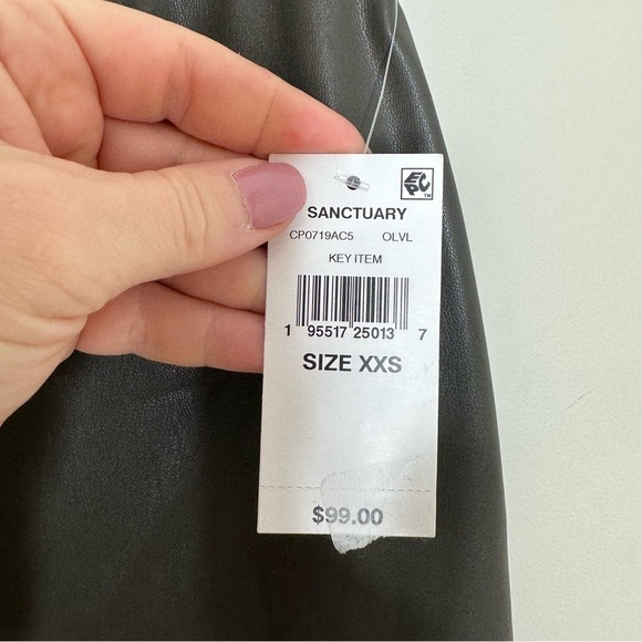 NWT SANCTUARY Women's Carnaby Kick Crop Pant Faux Leather - Picture 7 of 8